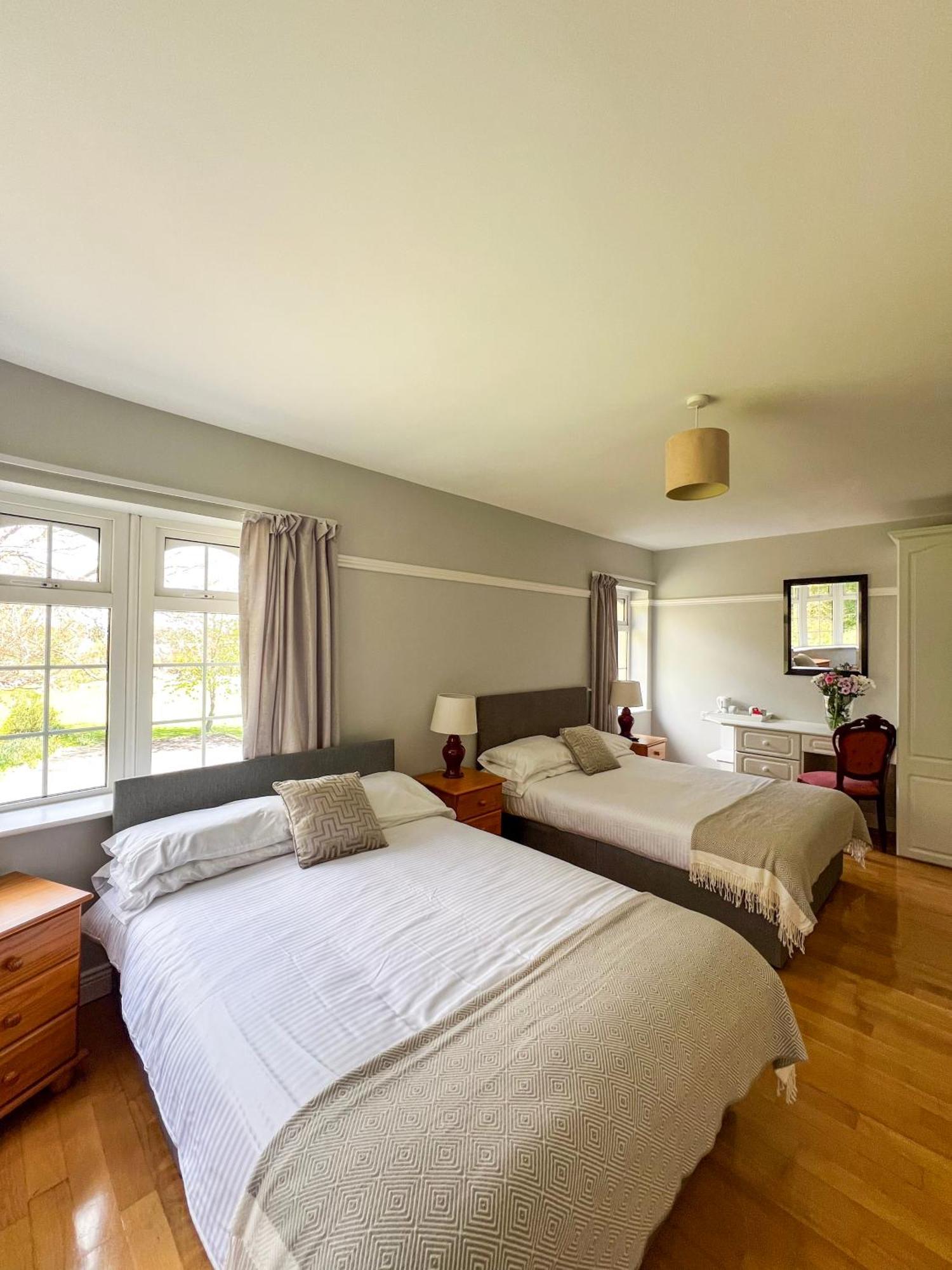 Woodville Lodge Guesthouse Killarney Extérieur photo